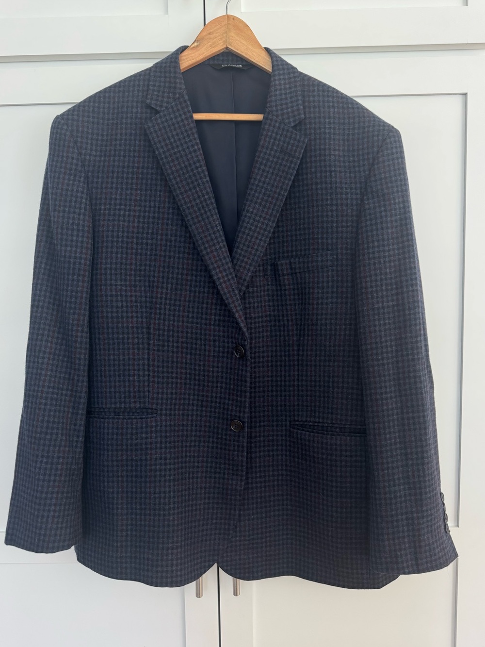 Classic Men’s Navy Houndstooth Wool Blazer size 48 by Jos A. Bank